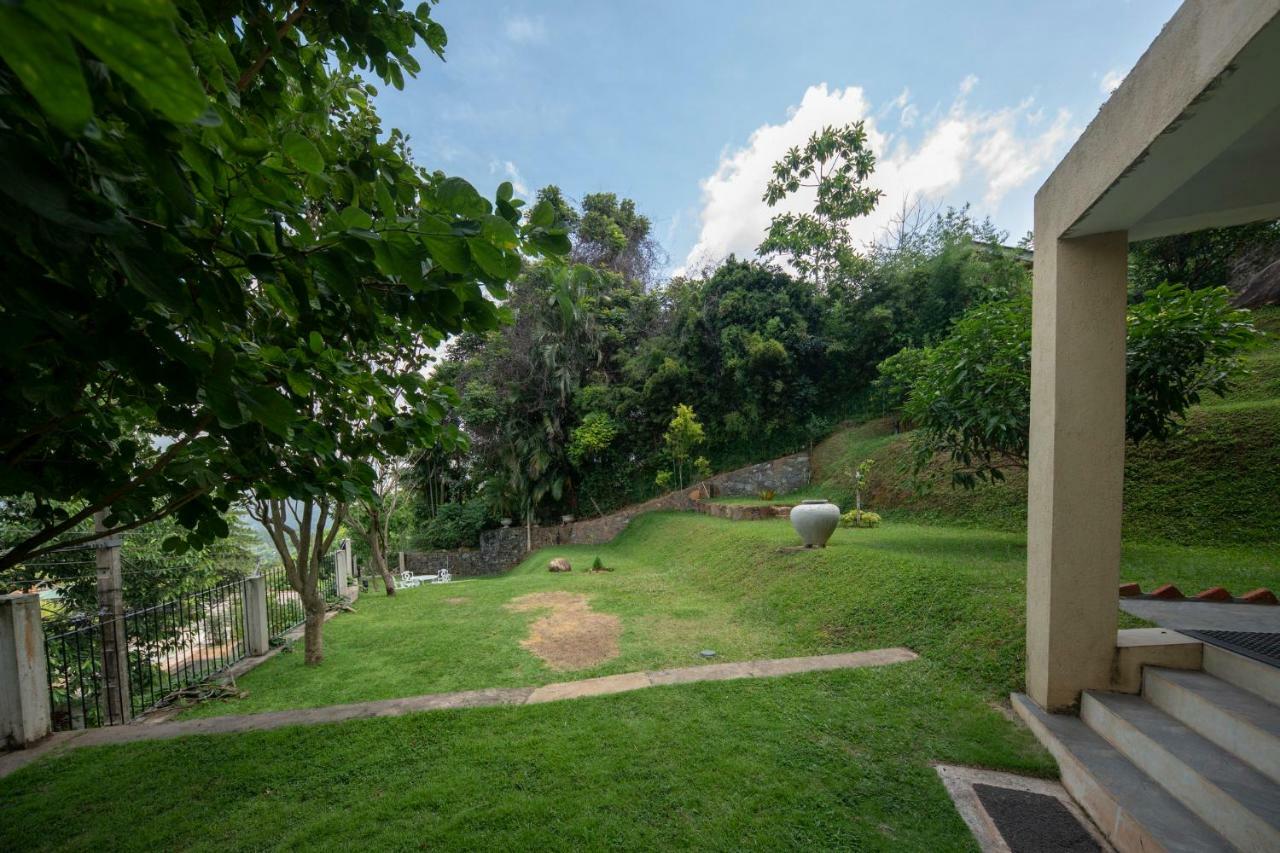 Melheim Kandy Villas Exterior foto