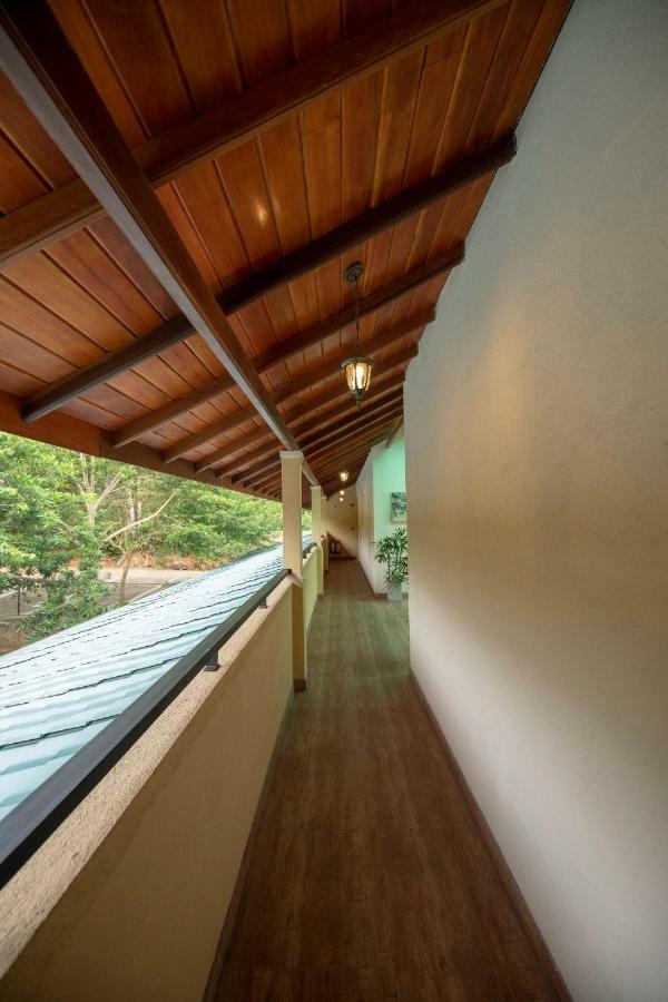 Melheim Kandy Villas Exterior foto